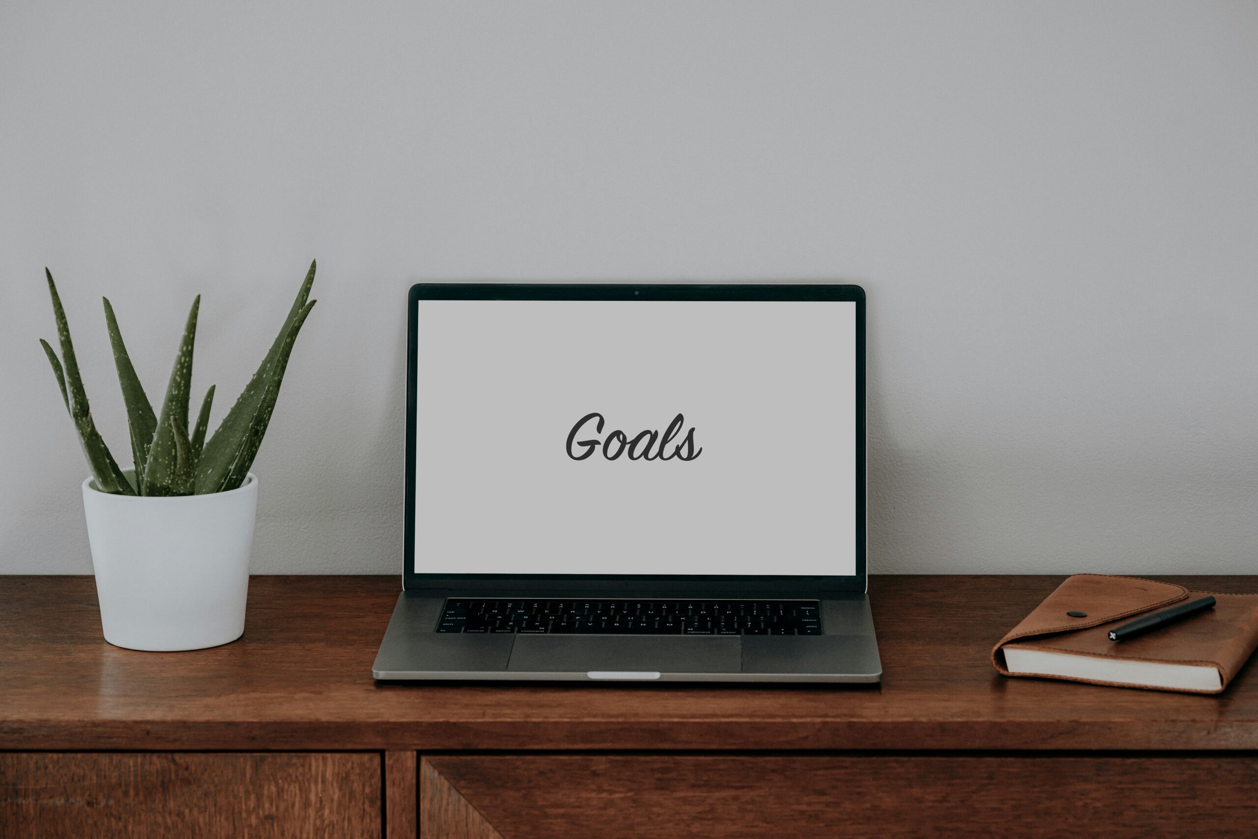How to Stay Focused on Business Goals When Changing Time Zones Constantly
