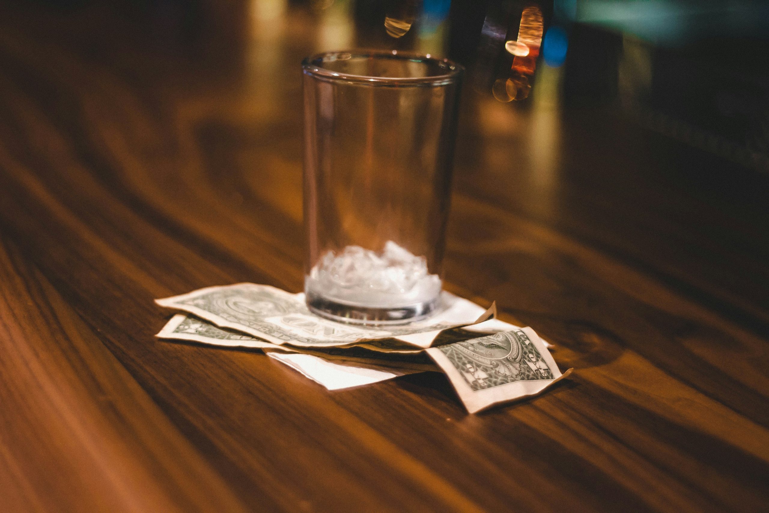 Rebuilding Finances After Quitting Alcohol: Overcoming Mistakes