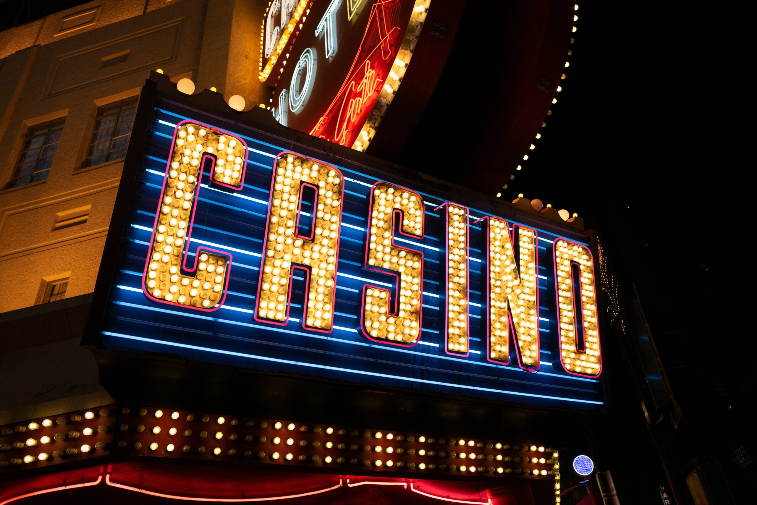 Unconventional Income Streams: Leveraging Casino Bonuses and Promos