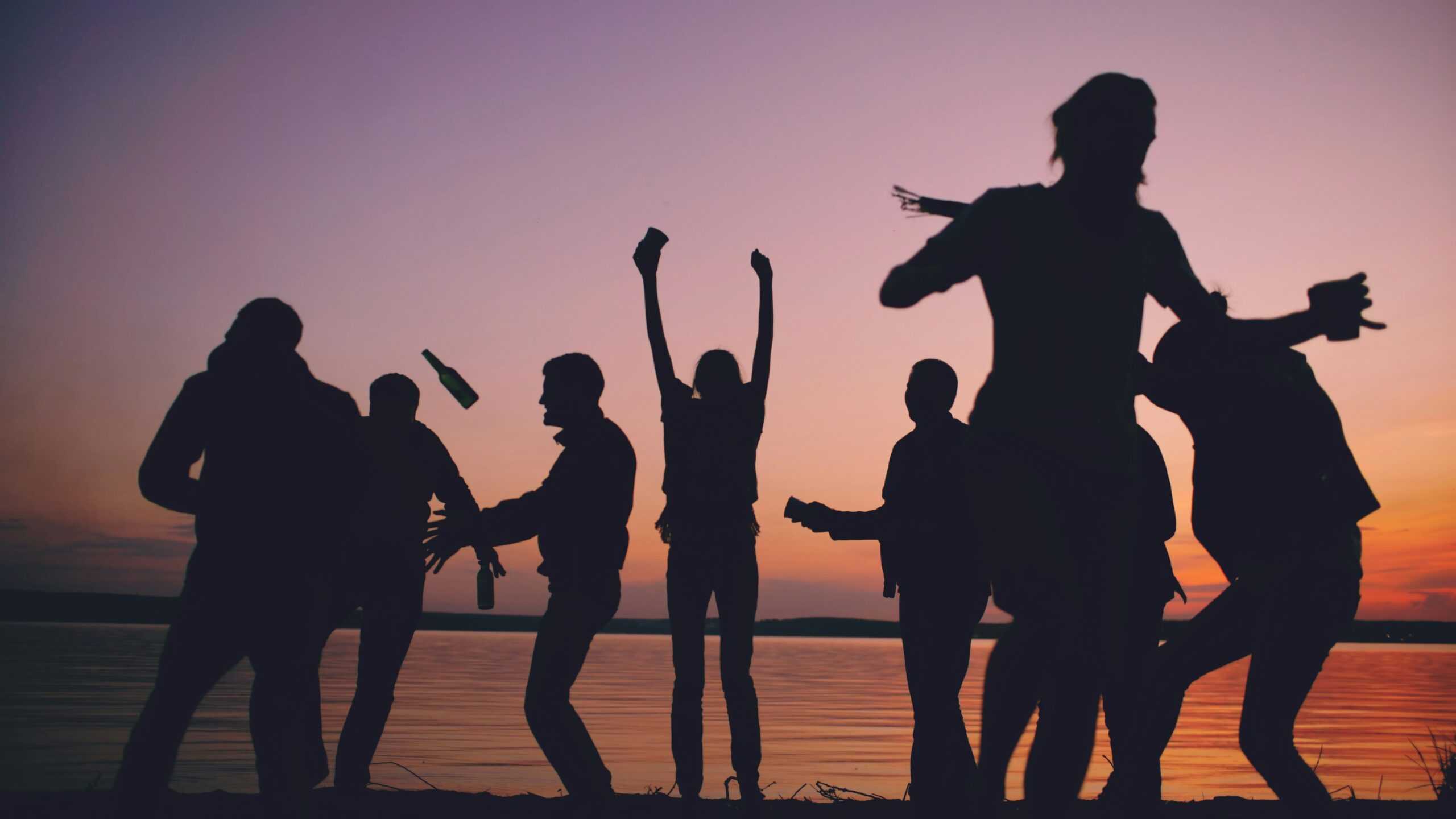 Sober Networking: Building Relationships Without Alcohol